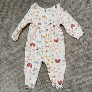 Rabbit + Bear Organic Farm Print Romper 6–9M Ruffle Detail